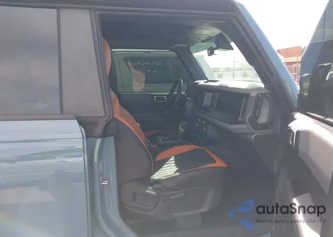 2023 Ford Bronco z USA, uszkodzony, nr VIN 1FMDE5BH2PLA98570